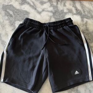 Adidas Men’s Black Shorts Small Like New!